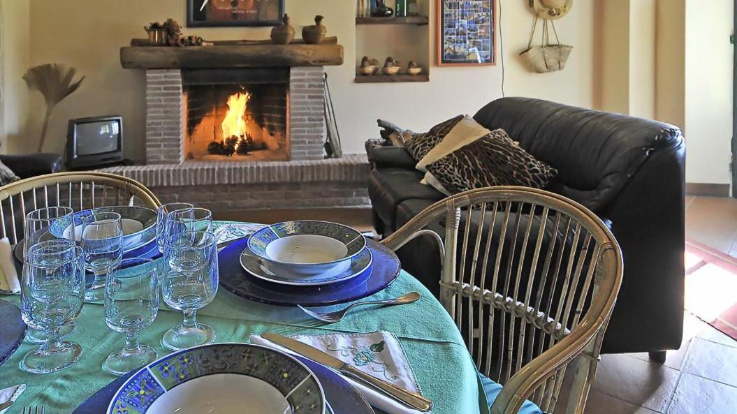 Agriturismo Il Bottaccino モンスンマーノ・テルメ エクステリア 写真