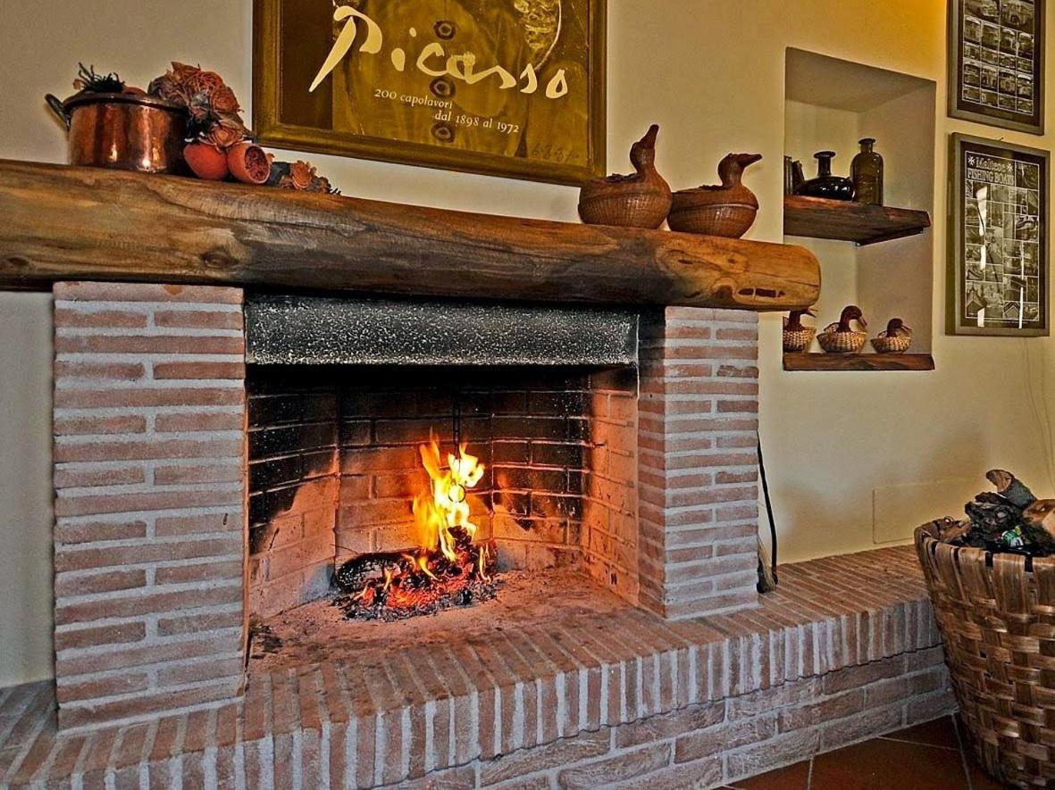 Agriturismo Il Bottaccino モンスンマーノ・テルメ エクステリア 写真